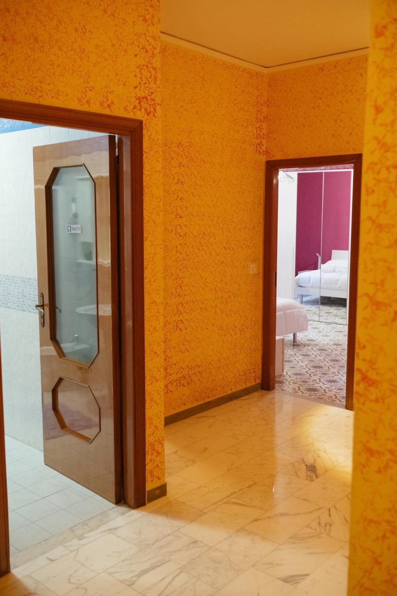 Domus Aurea Relax Room Salerno Luaran gambar