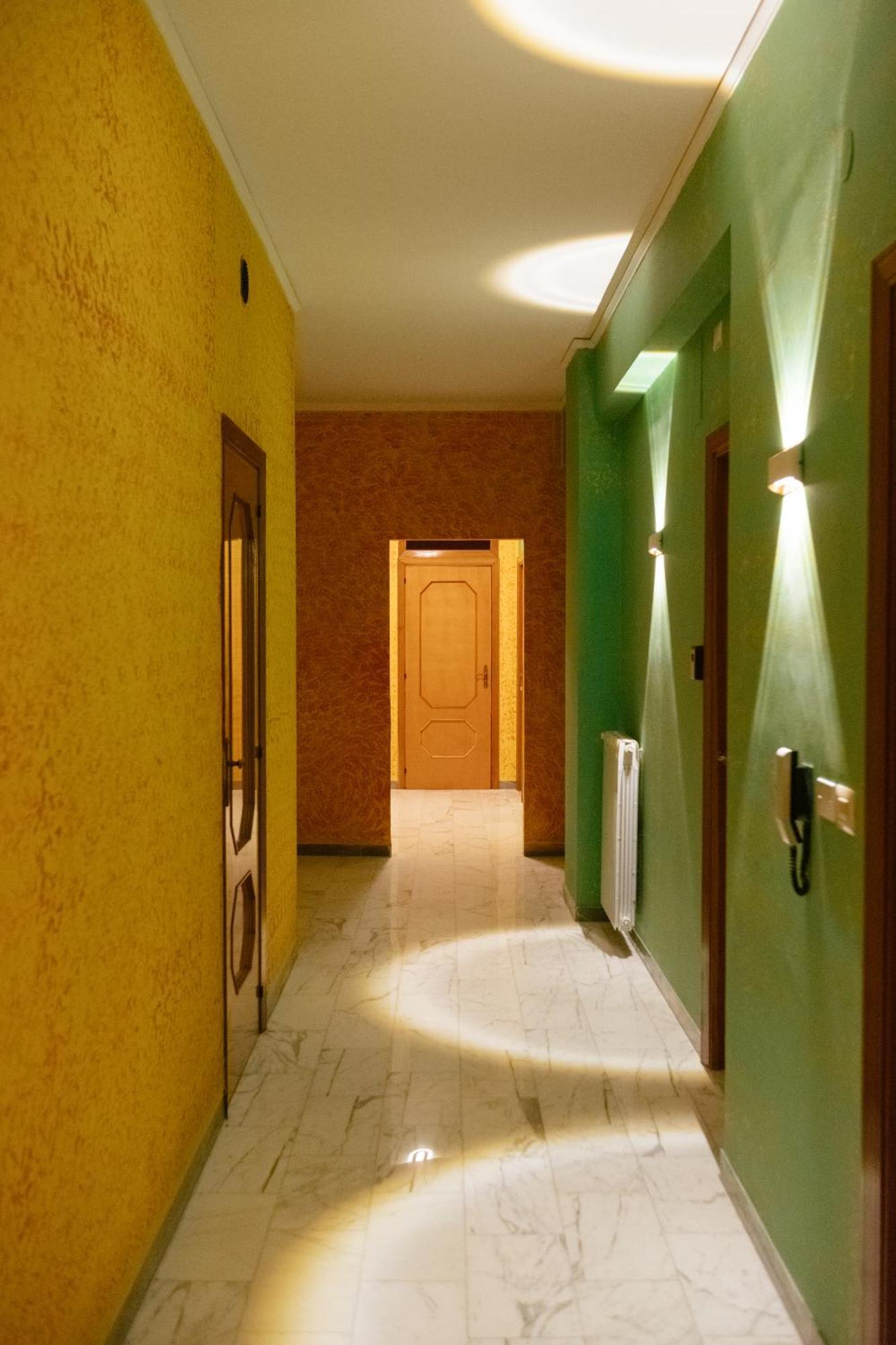Domus Aurea Relax Room Salerno Luaran gambar