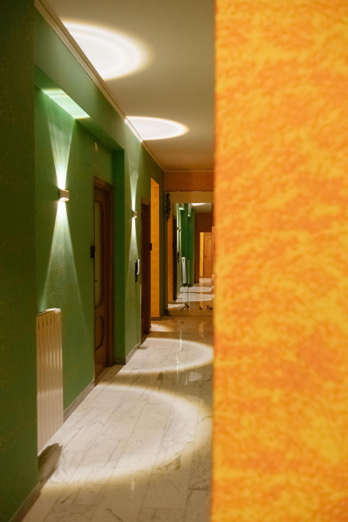 Domus Aurea Relax Room Salerno Luaran gambar
